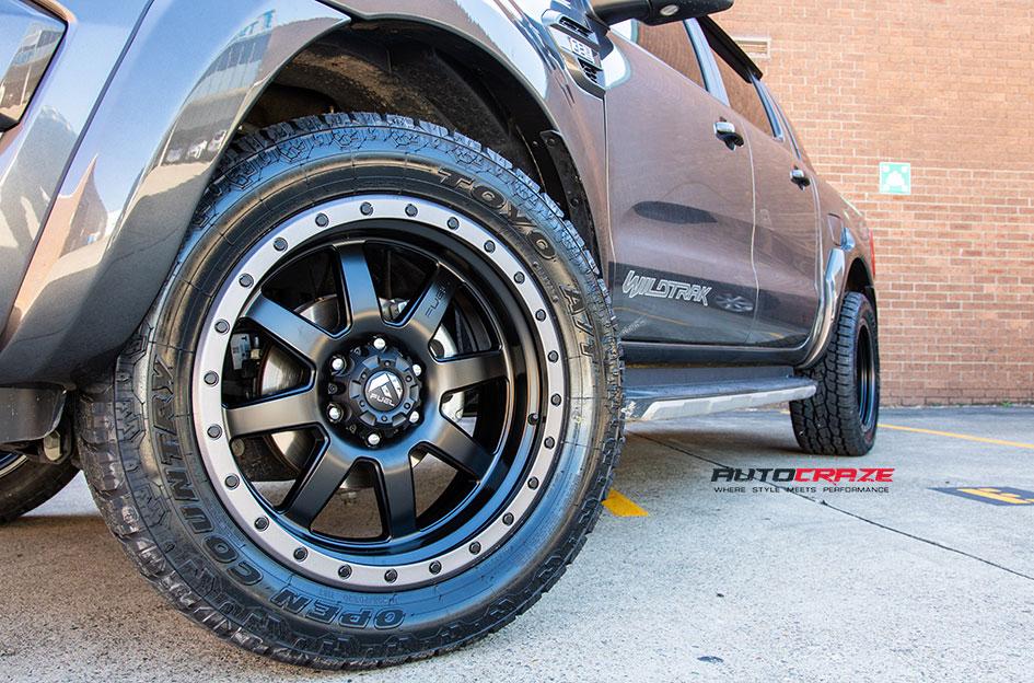 FORD-RANGER-TROPHY-MATTE-BLACK-WITH-ANTHRACITE-RING